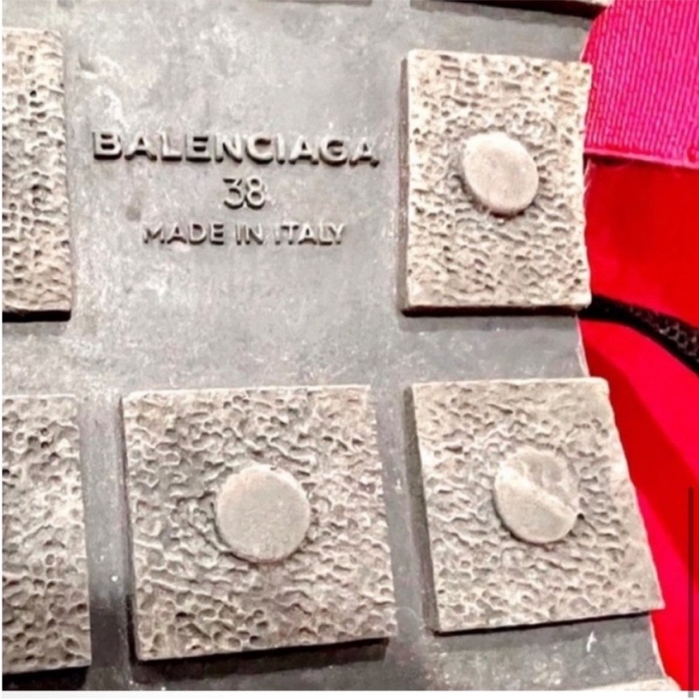 BALENCIAGA RACE NEOPRENE LEATHER SNEAKERS ❤️❤️❤️ - Picture 4 of 7